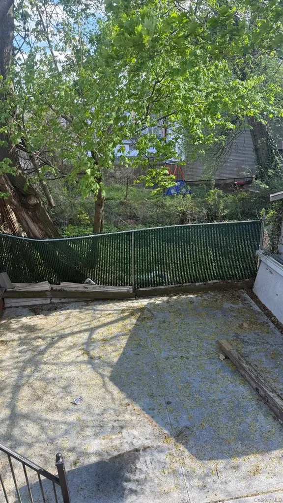 868A Glenmore Avenue Brooklyn NY 11208