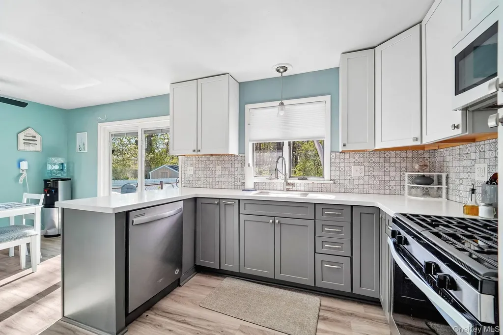 22 Oak Lane Middletown NY 10940