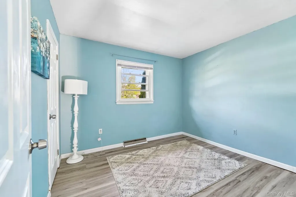 22 Oak Lane Middletown NY 10940
