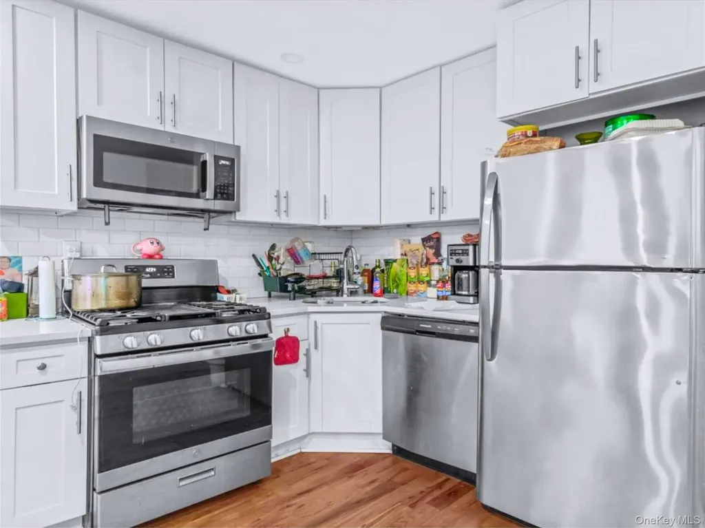 8920 Avenue B Brooklyn NY 11236