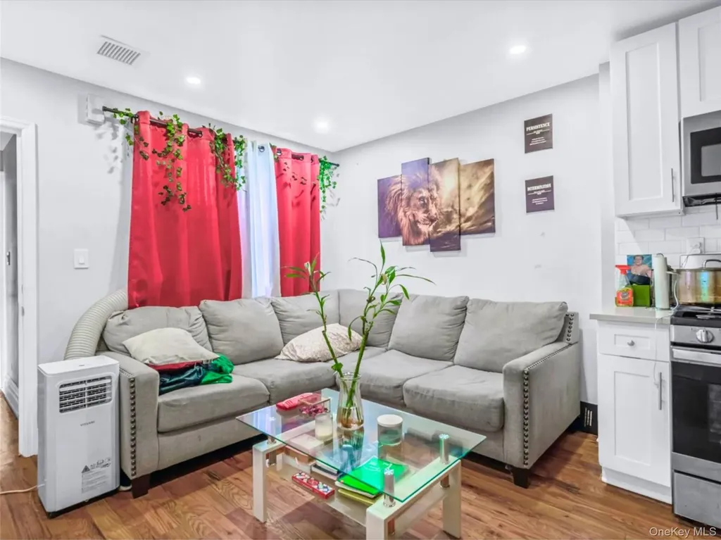 8920 Avenue B Brooklyn NY 11236