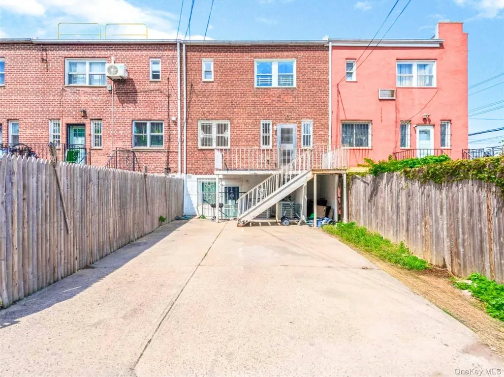 8920 Avenue B Brooklyn NY 11236
