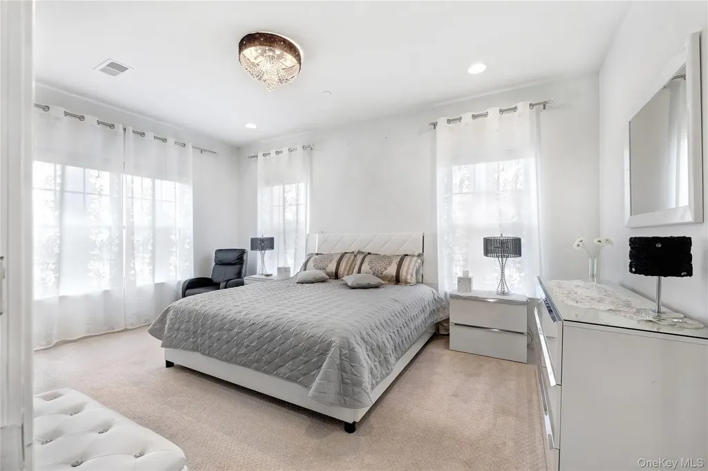 807 Egrets Landing Carmel NY 10512