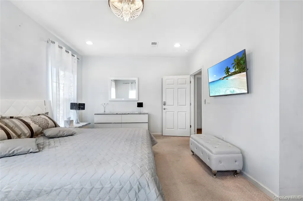 807 Egrets Landing Carmel NY 10512