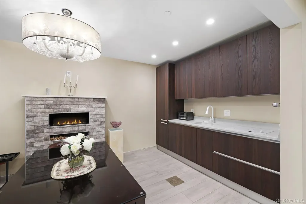 807 Egrets Landing Carmel NY 10512