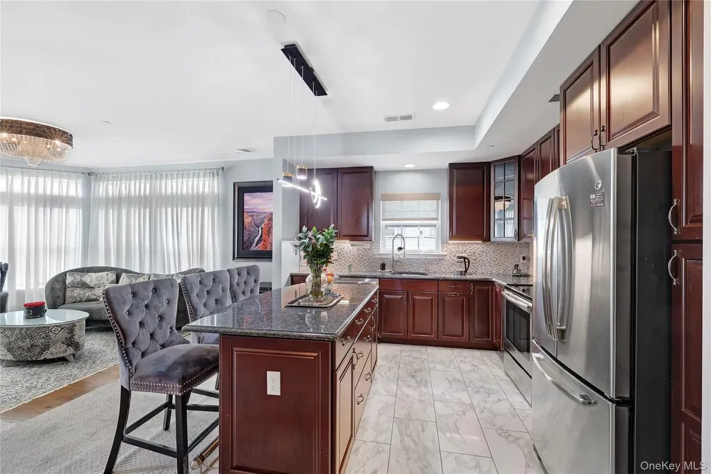 807 Egrets Landing Carmel NY 10512