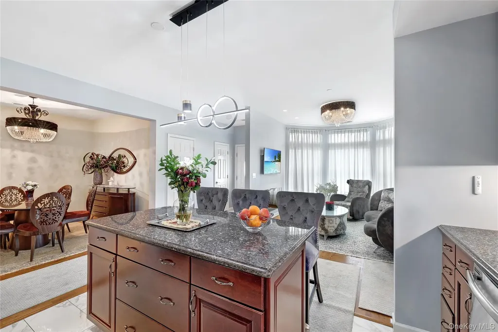 807 Egrets Landing Carmel NY 10512