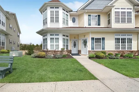 807 Egrets Landing Carmel NY 10512