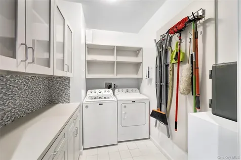 807 Egrets Landing Carmel NY 10512