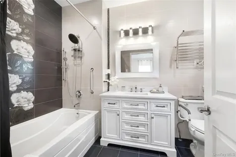807 Egrets Landing Carmel NY 10512