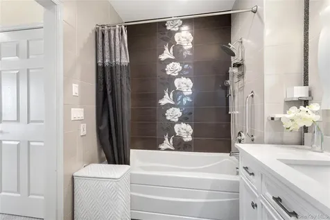 807 Egrets Landing Carmel NY 10512