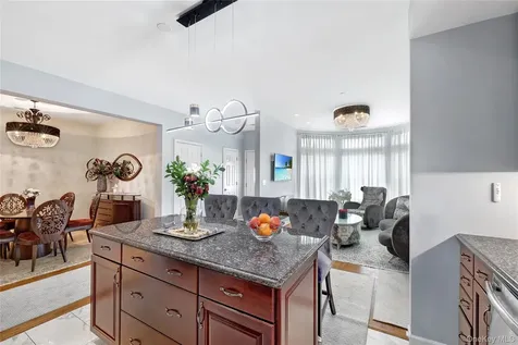807 Egrets Landing Carmel NY 10512