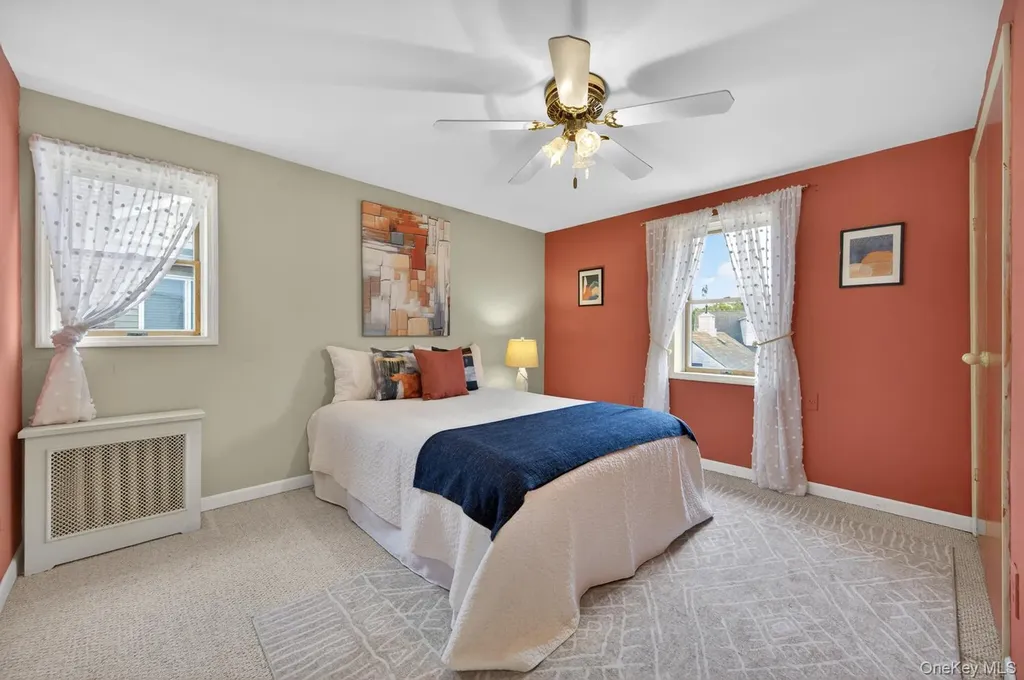 66 Aberdeen Road New Hyde Park NY 11040
