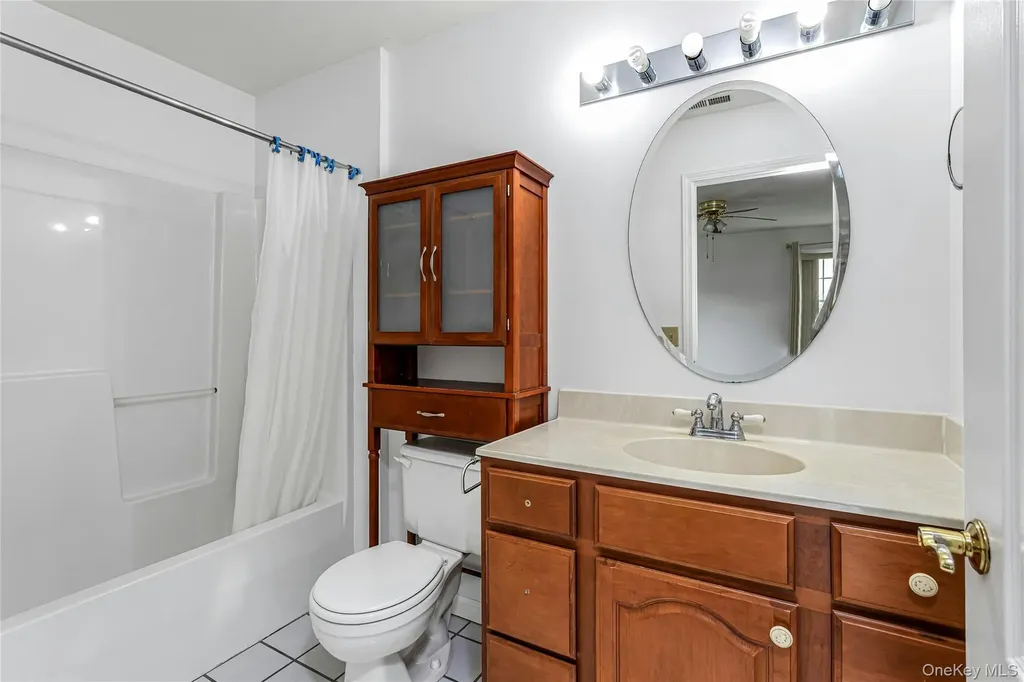 5801 Applewood Circle Carmel NY 10512