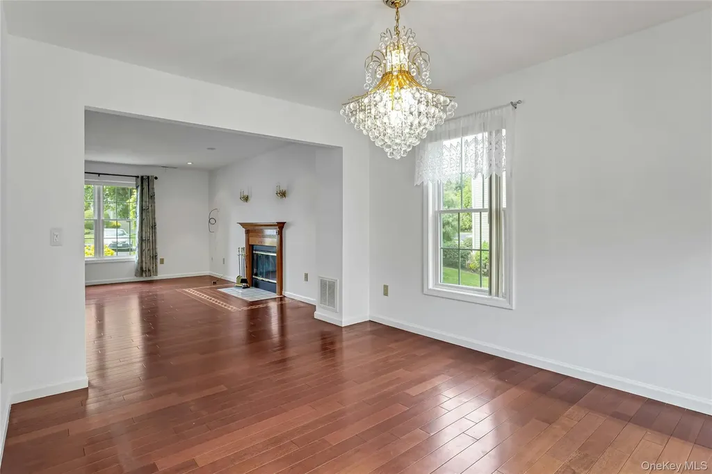 5801 Applewood Circle Carmel NY 10512