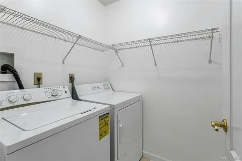5801 Applewood Circle Carmel NY 10512