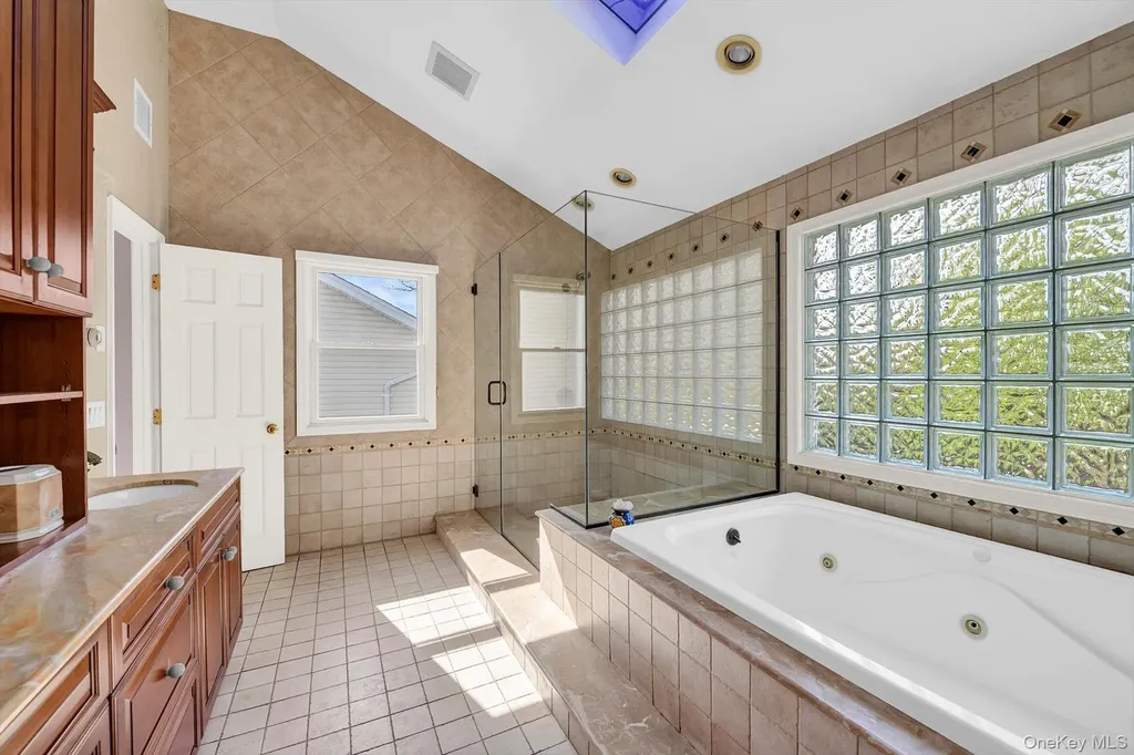 2137 3rd Avenue Merrick NY 11566