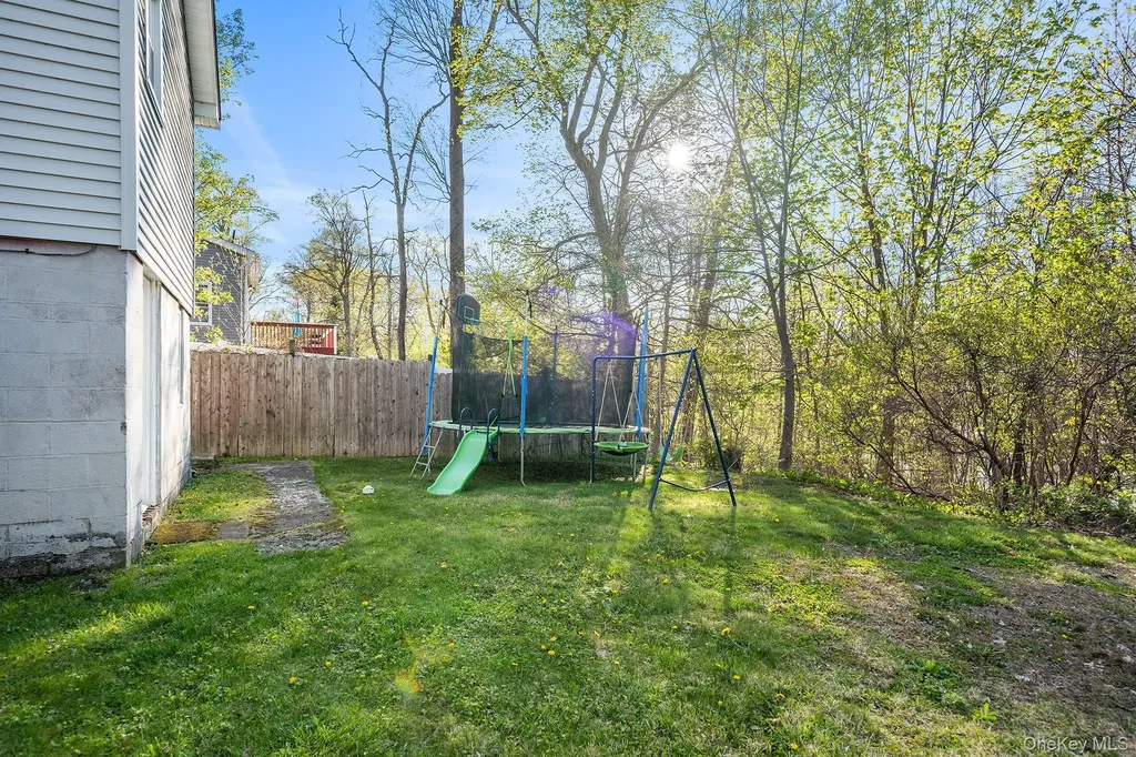 18 Sylvan Trail Monroe NY 10950