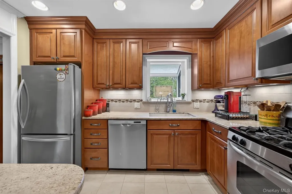 93 Dunderberg Road Central Valley NY 10917