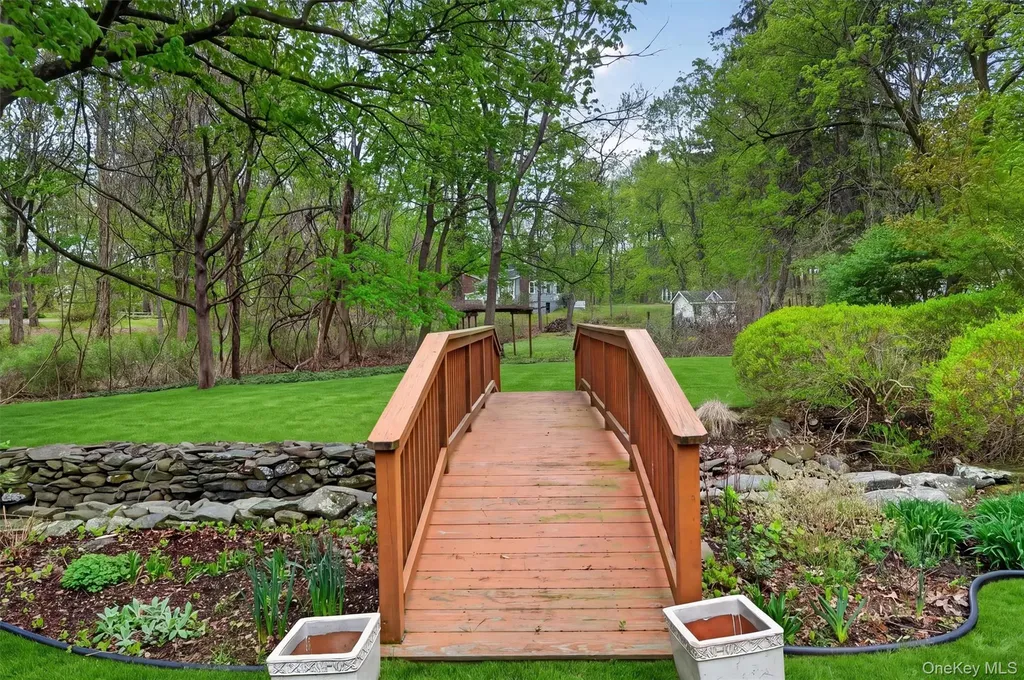 93 Dunderberg Road Central Valley NY 10917