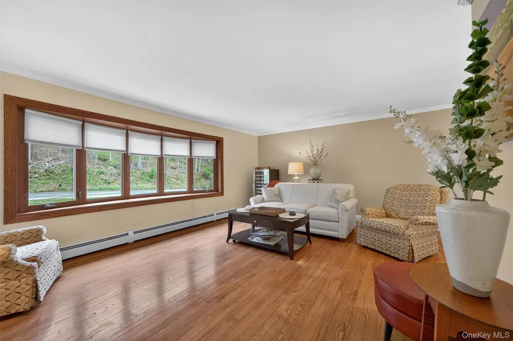 93 Dunderberg Road Central Valley NY 10917