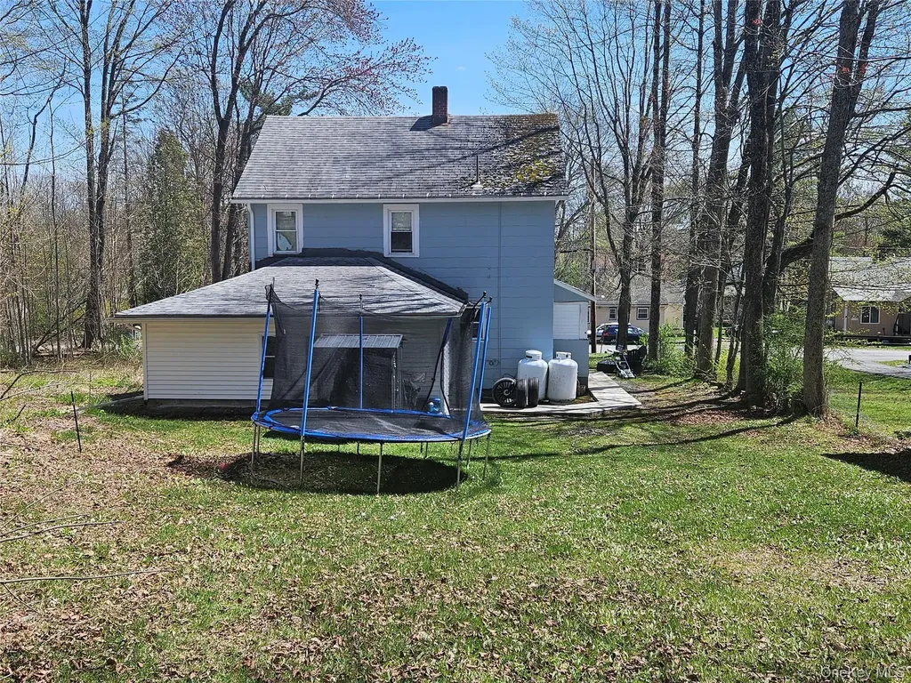 22 Hillside Avenue Monticello NY 12701