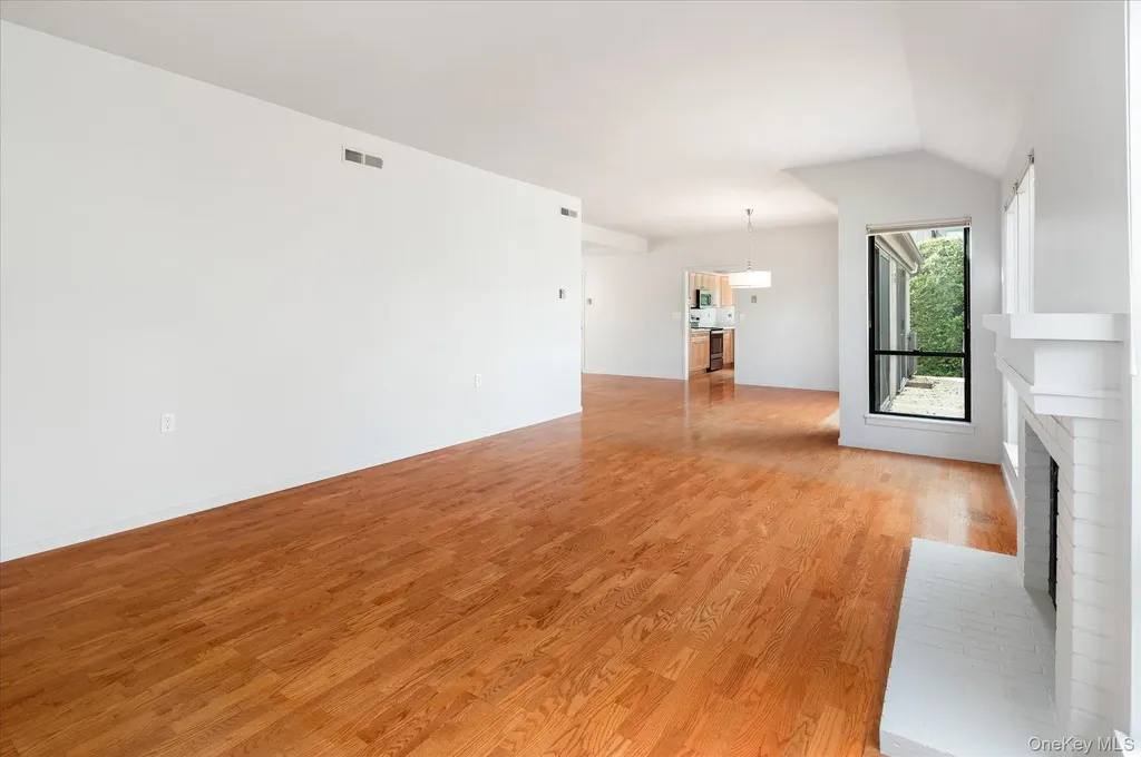 371 Heritage Hills Somers NY 10589