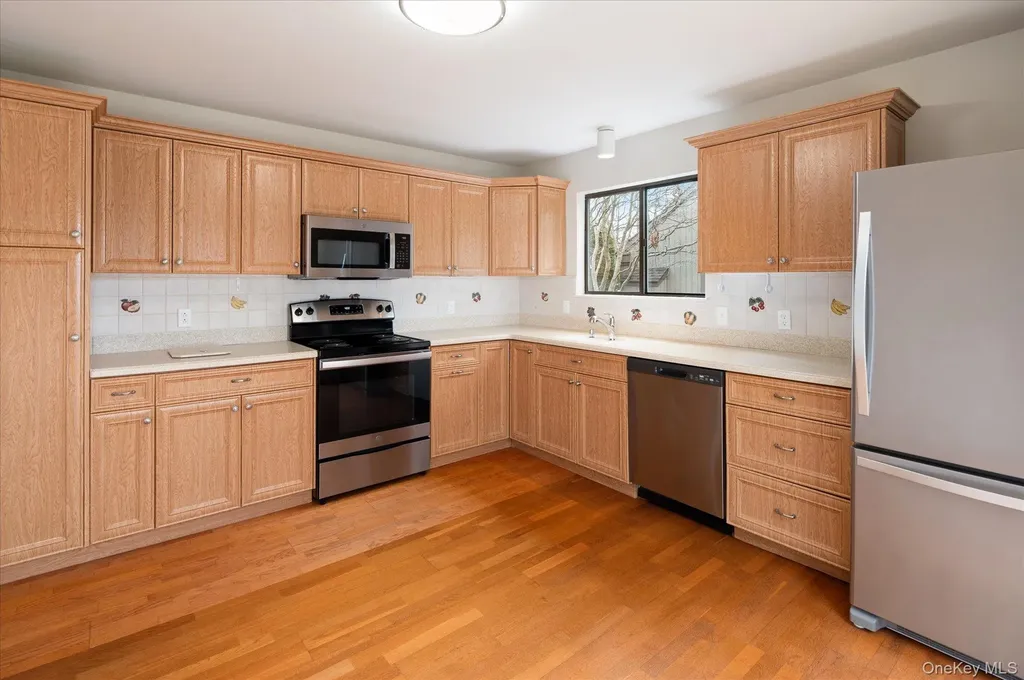 371 Heritage Hills Somers NY 10589