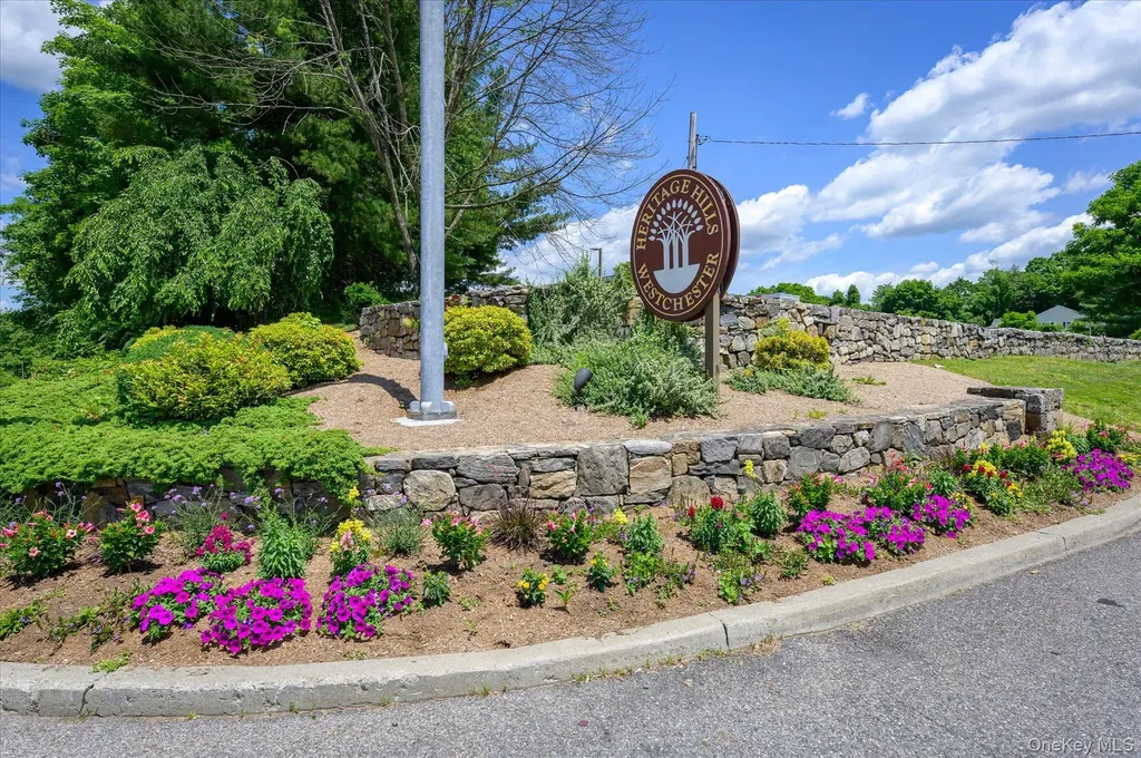 371 Heritage Hills Somers NY 10589