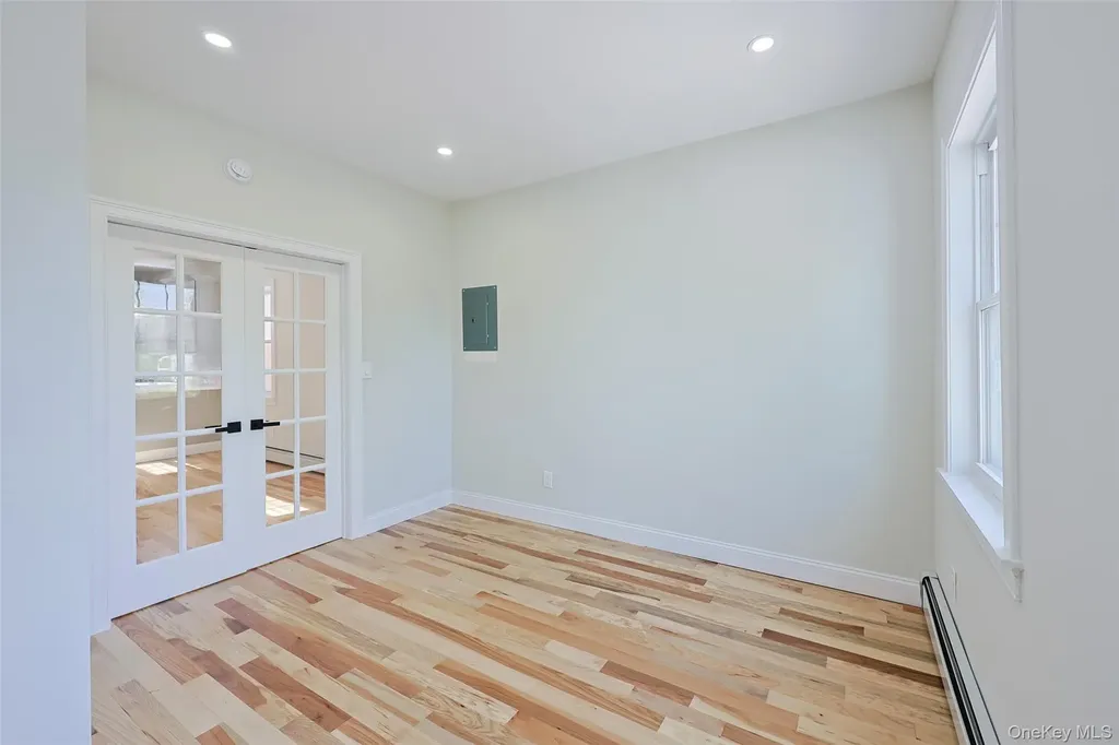 5813 69th Place Maspeth NY 11378