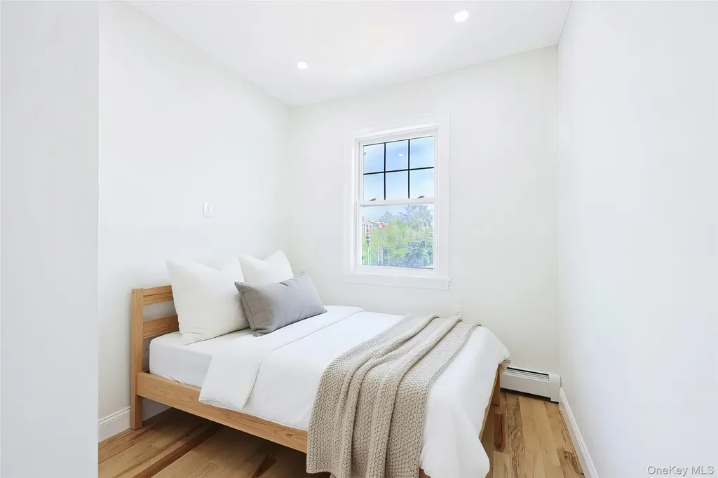 5813 69th Place Maspeth NY 11378