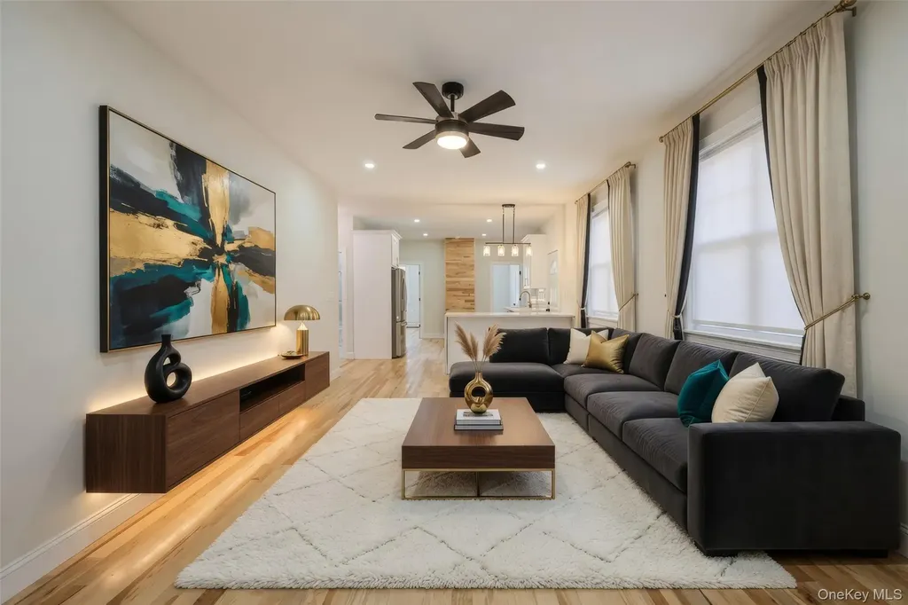 5813 69th Place Maspeth NY 11378