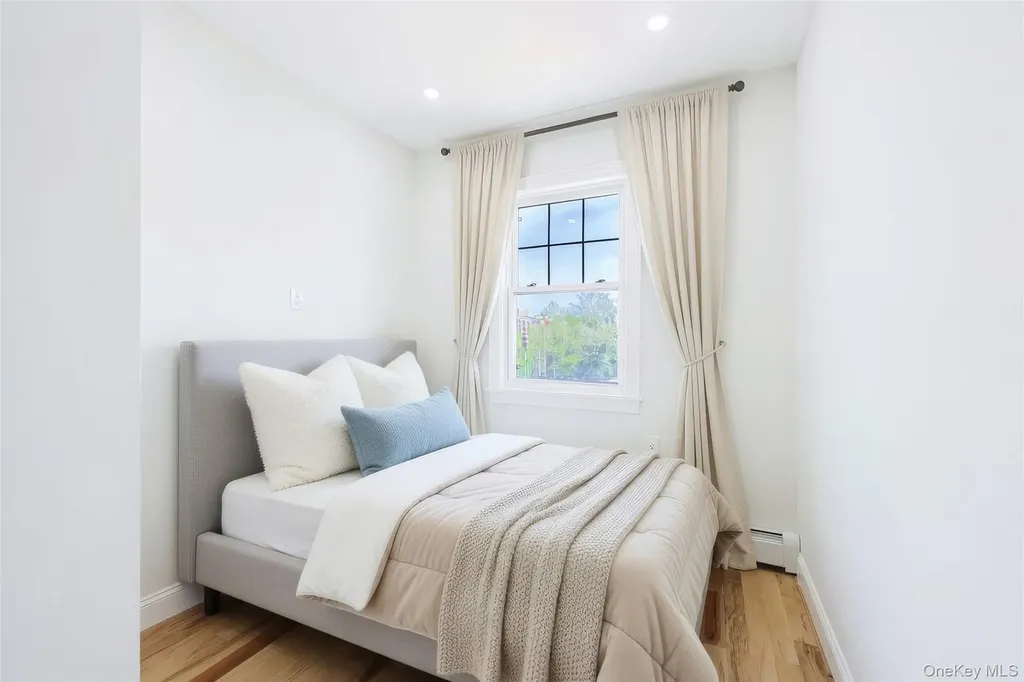 5813 69th Place Maspeth NY 11378