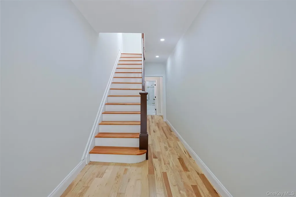 5813 69th Place Maspeth NY 11378