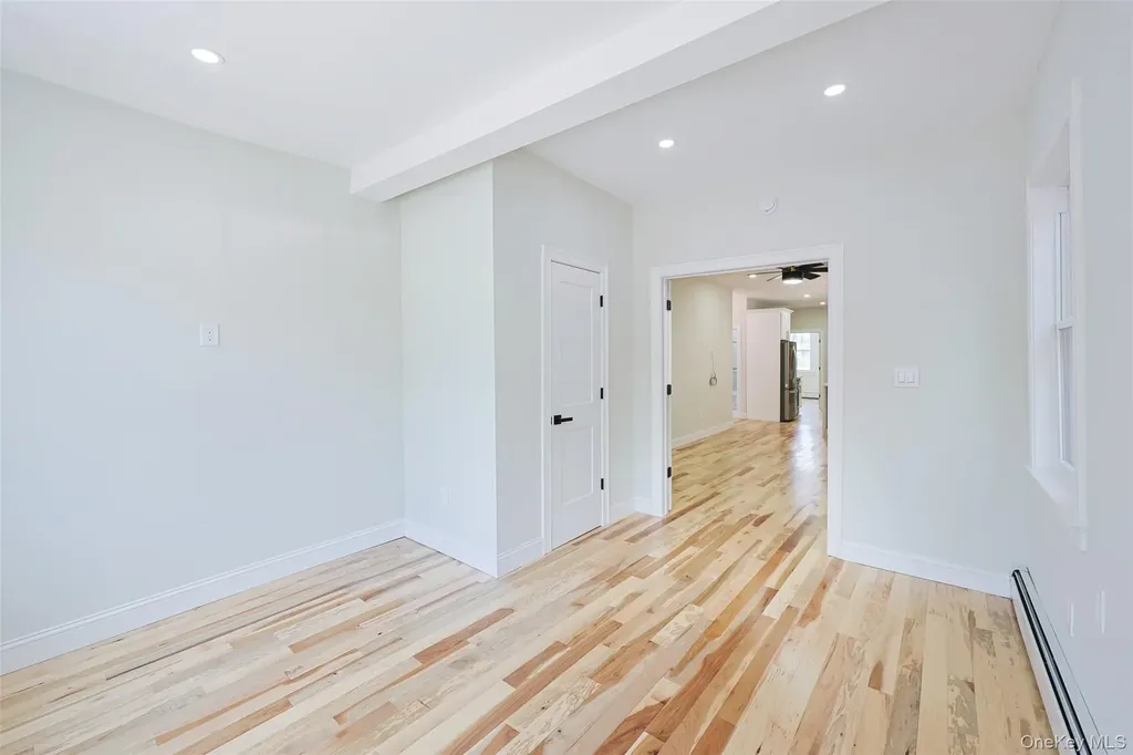 5813 69th Place Maspeth NY 11378