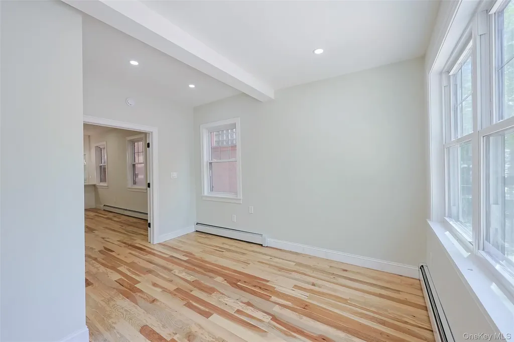 5813 69th Place Maspeth NY 11378