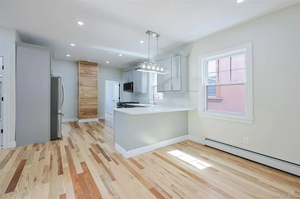 5813 69th Place Maspeth NY 11378