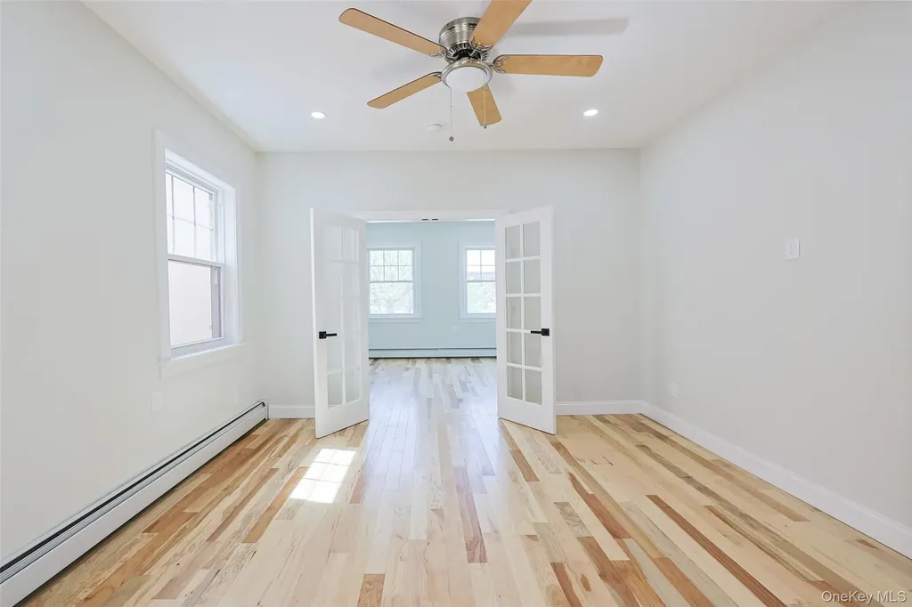 5813 69th Place Maspeth NY 11378