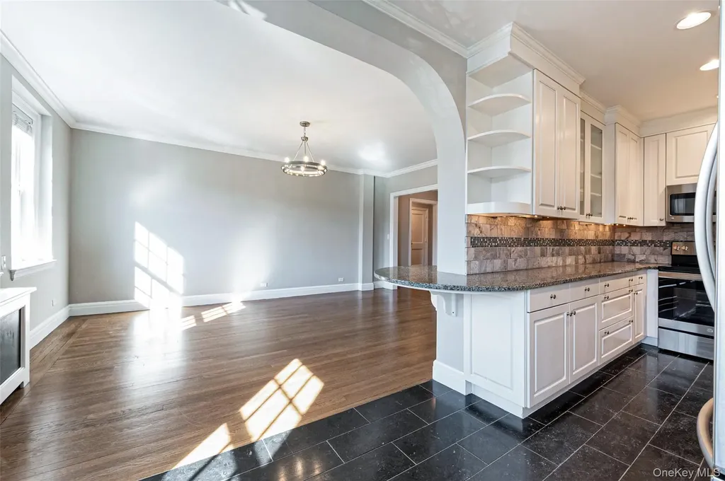 26 E Parkway Scarsdale NY 10583