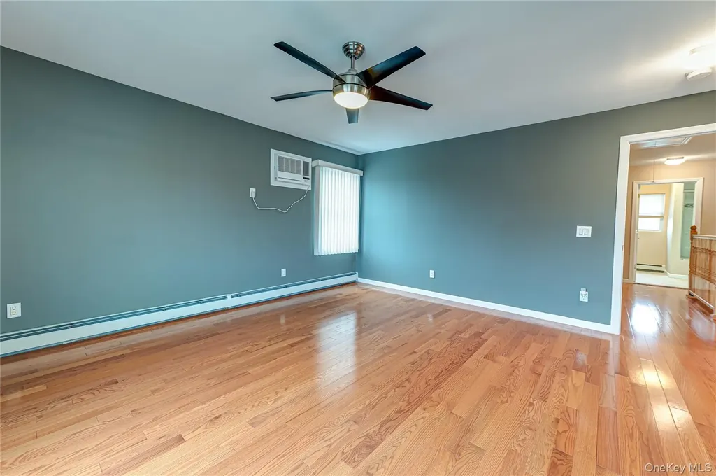 5 Taylor Drive Farmingdale NY 11735
