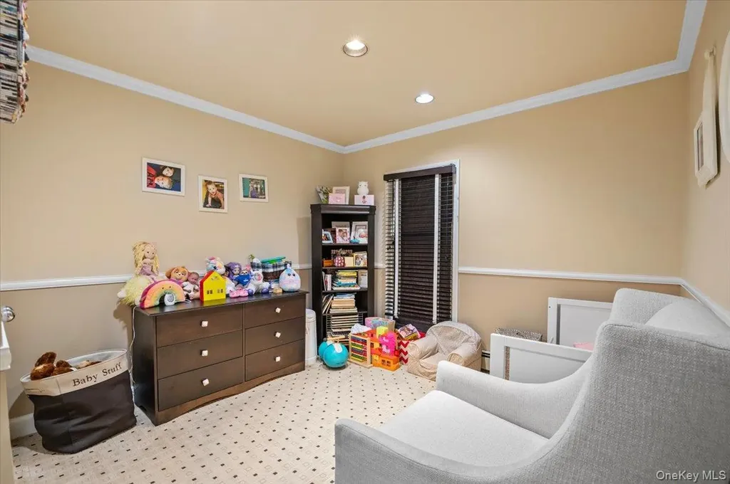 45 Coves Run Syosset NY 11791