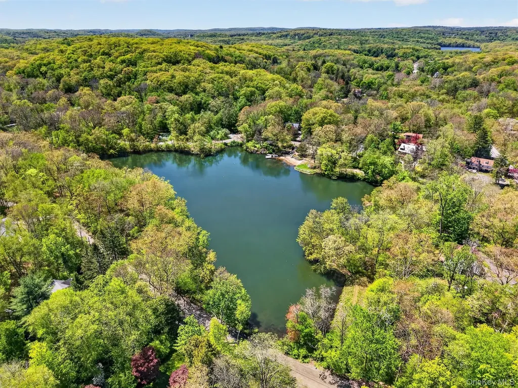 20 Hillside Avenue Goldens Bridge NY 10526