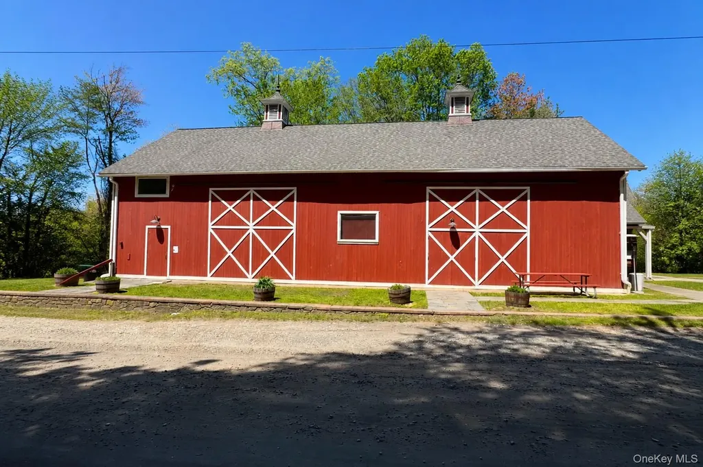 20 Hillside Avenue Goldens Bridge NY 10526