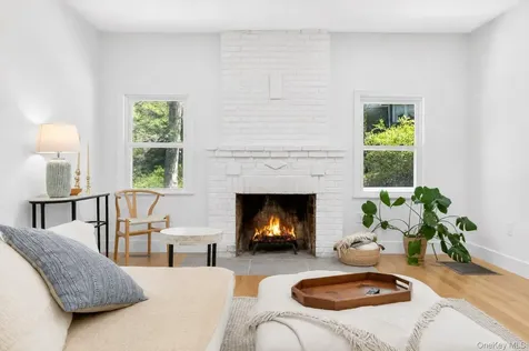 20 Hillside Avenue Goldens Bridge NY 10526