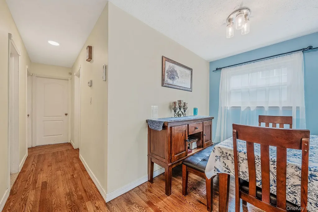 414 Myrtle Avenue West Islip NY 11795