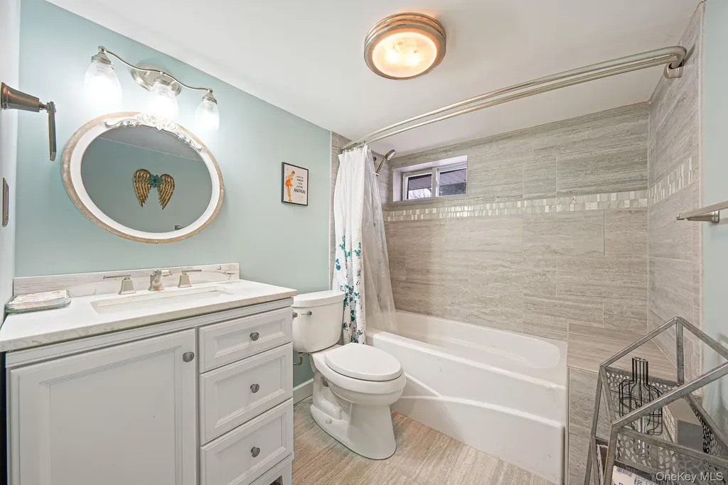 414 Myrtle Avenue West Islip NY 11795