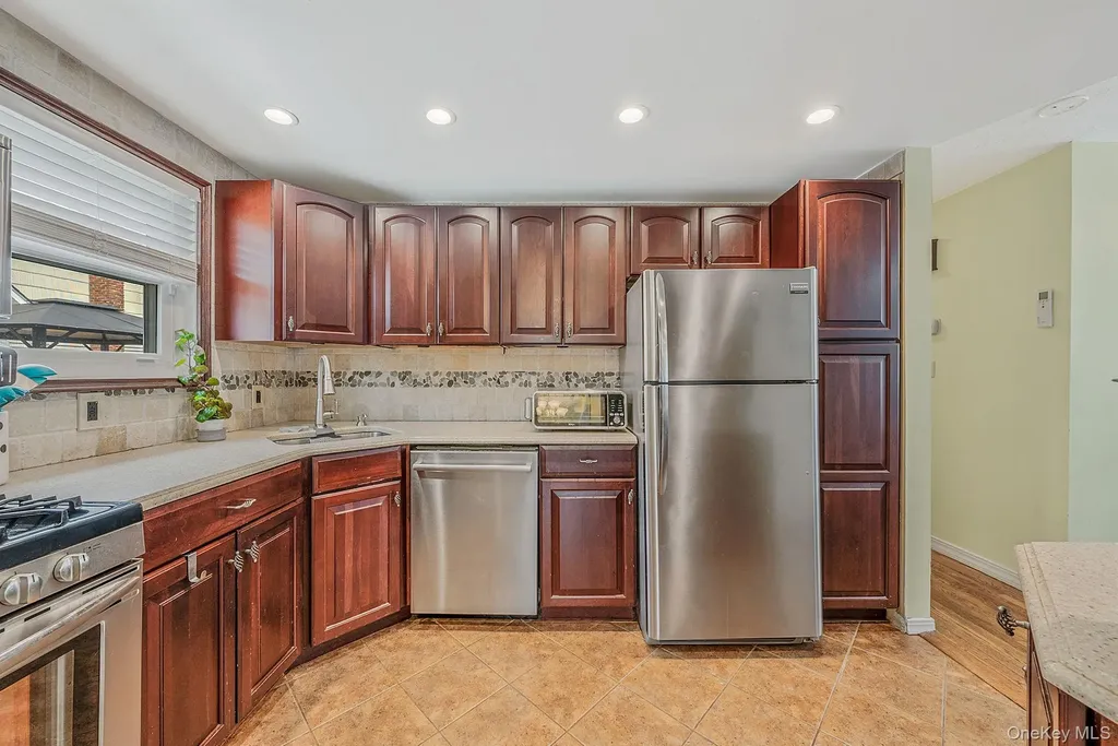 414 Myrtle Avenue West Islip NY 11795