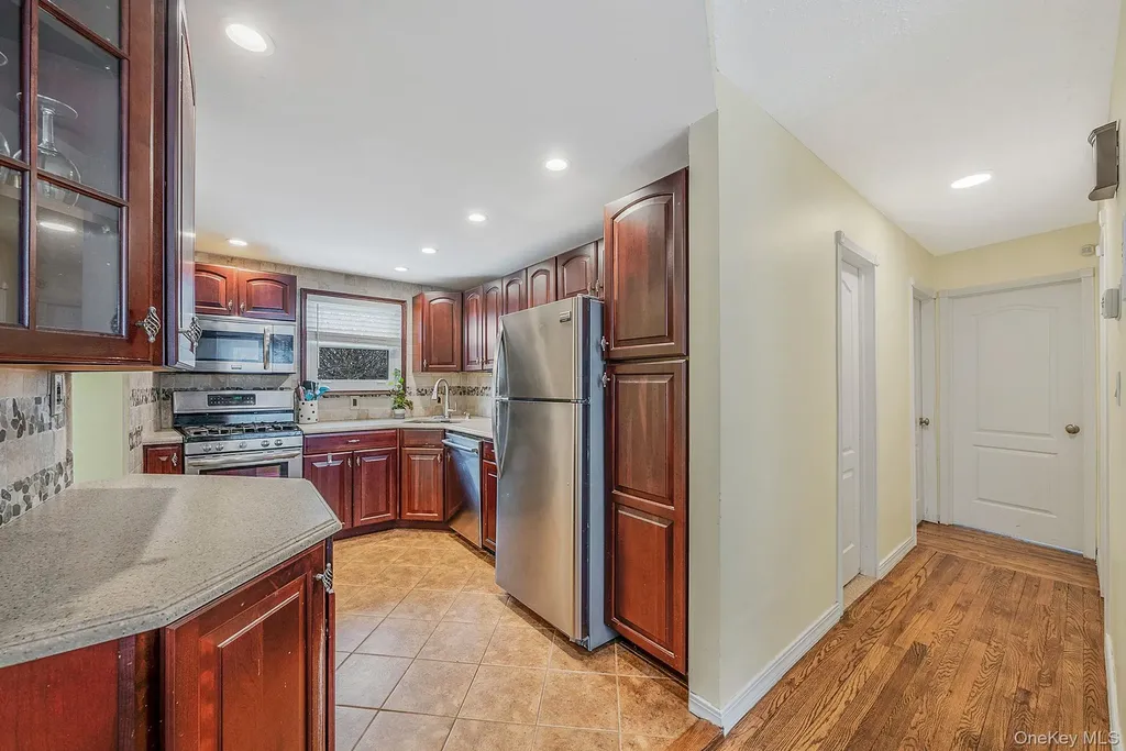 414 Myrtle Avenue West Islip NY 11795