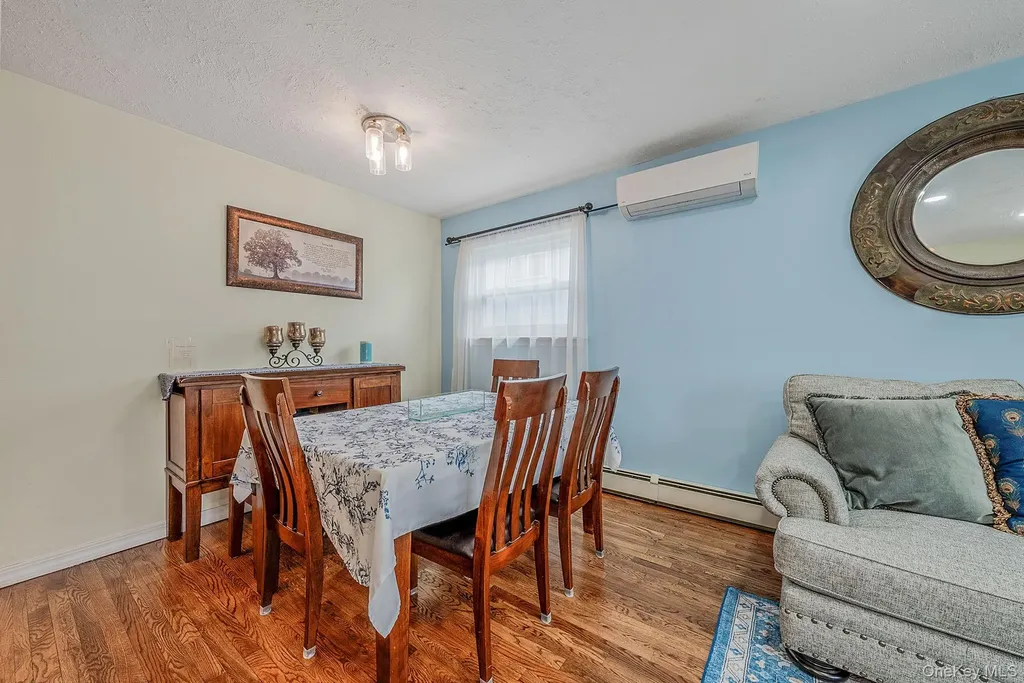 414 Myrtle Avenue West Islip NY 11795