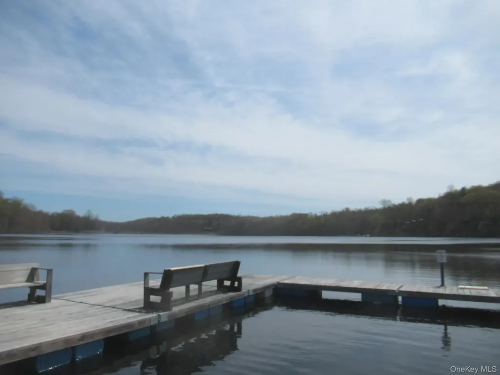 58 Hillside Drive Mahopac NY 10541